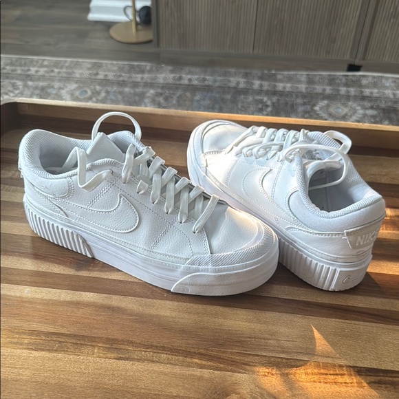 Nike Court Legacy Lifts, size 8, white - Picture 1 of 6